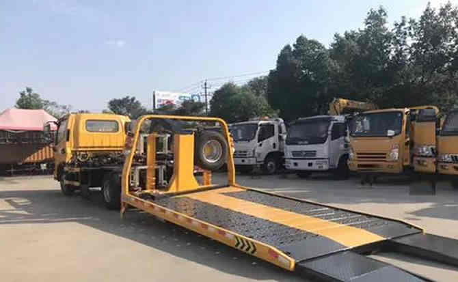 集安汽车中途维修案例